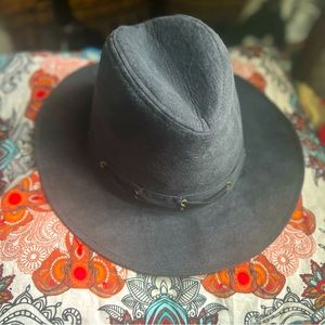 Lulus black suede like hat